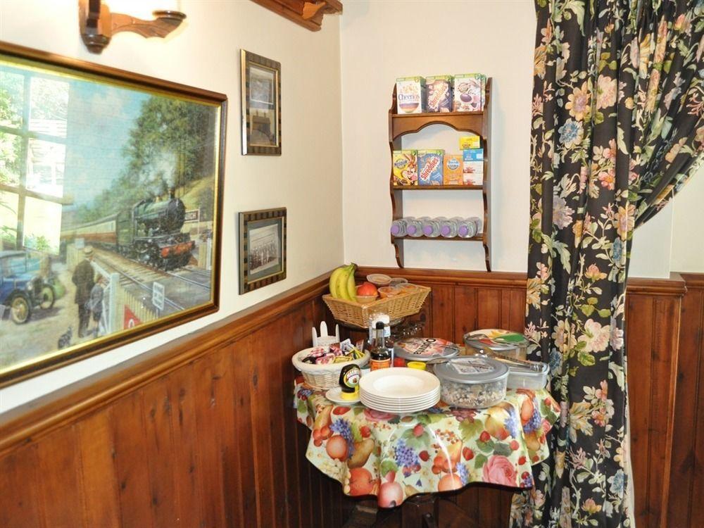 Station Farm Guest House Church Fenton Exteriör bild