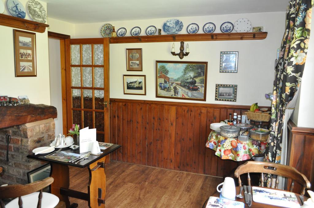 Station Farm Guest House Church Fenton Exteriör bild